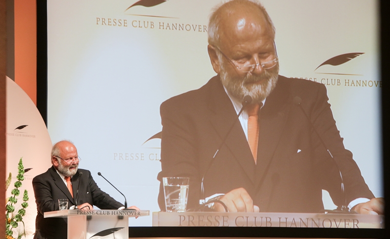 Jürgen Köster bei der Eröffnung