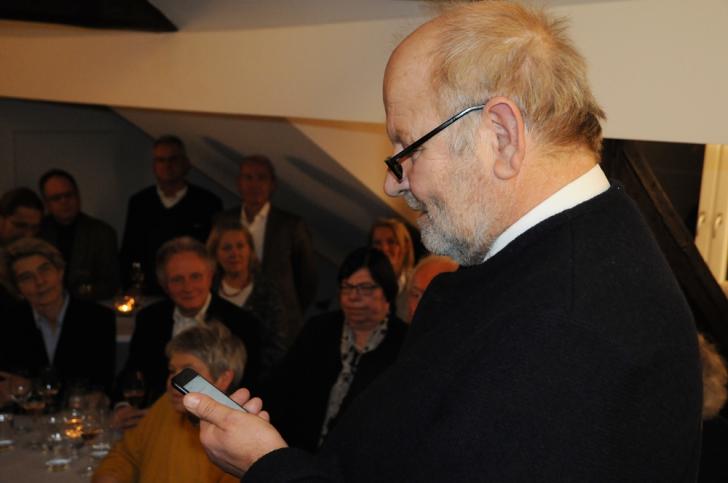 Jürgen Köster liest vor