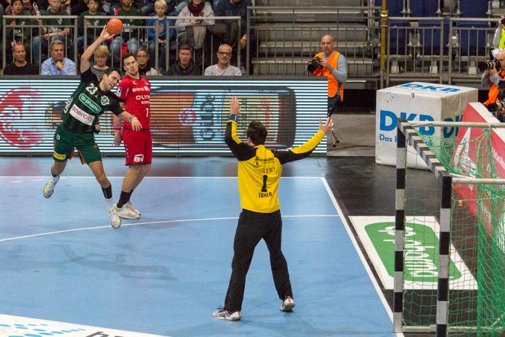 RECKEN beim Spiel