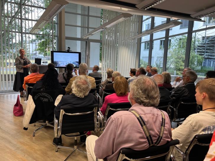 Beim Vortrag von Christine Rettig – Foto: Johanna Wuttke, Medical Park Hannover