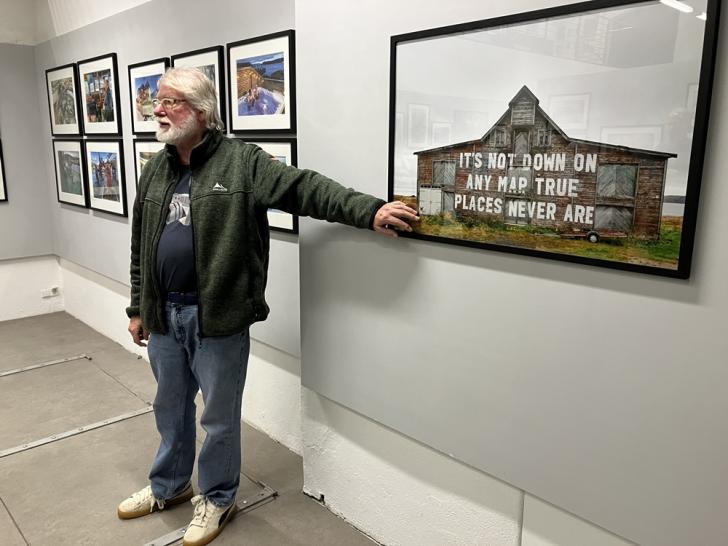 Rolf Nobel in der Ausstellung "Arbeiter des Meeres"